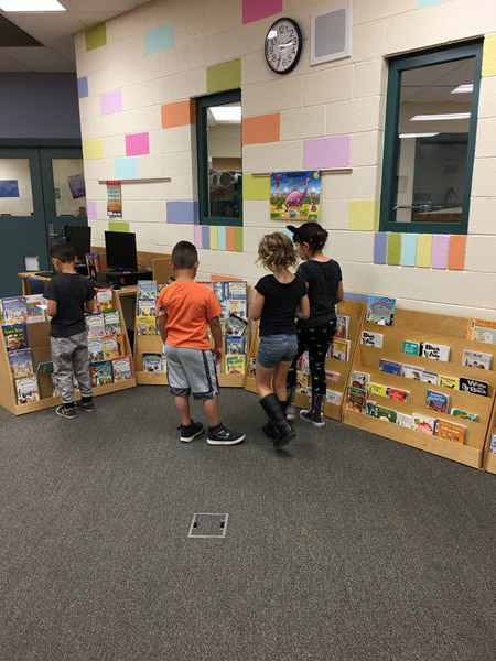 students choosing books